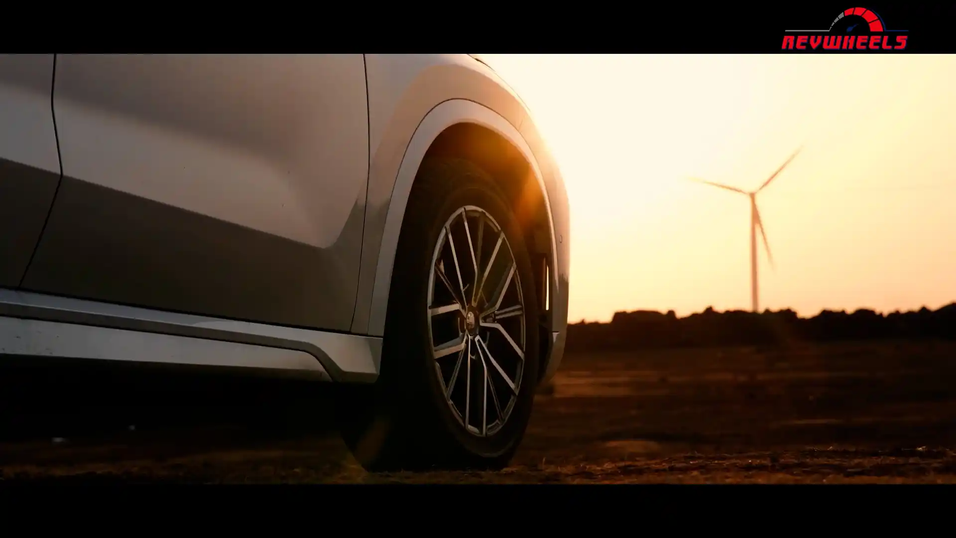 New BMW iX1 LWB 2025