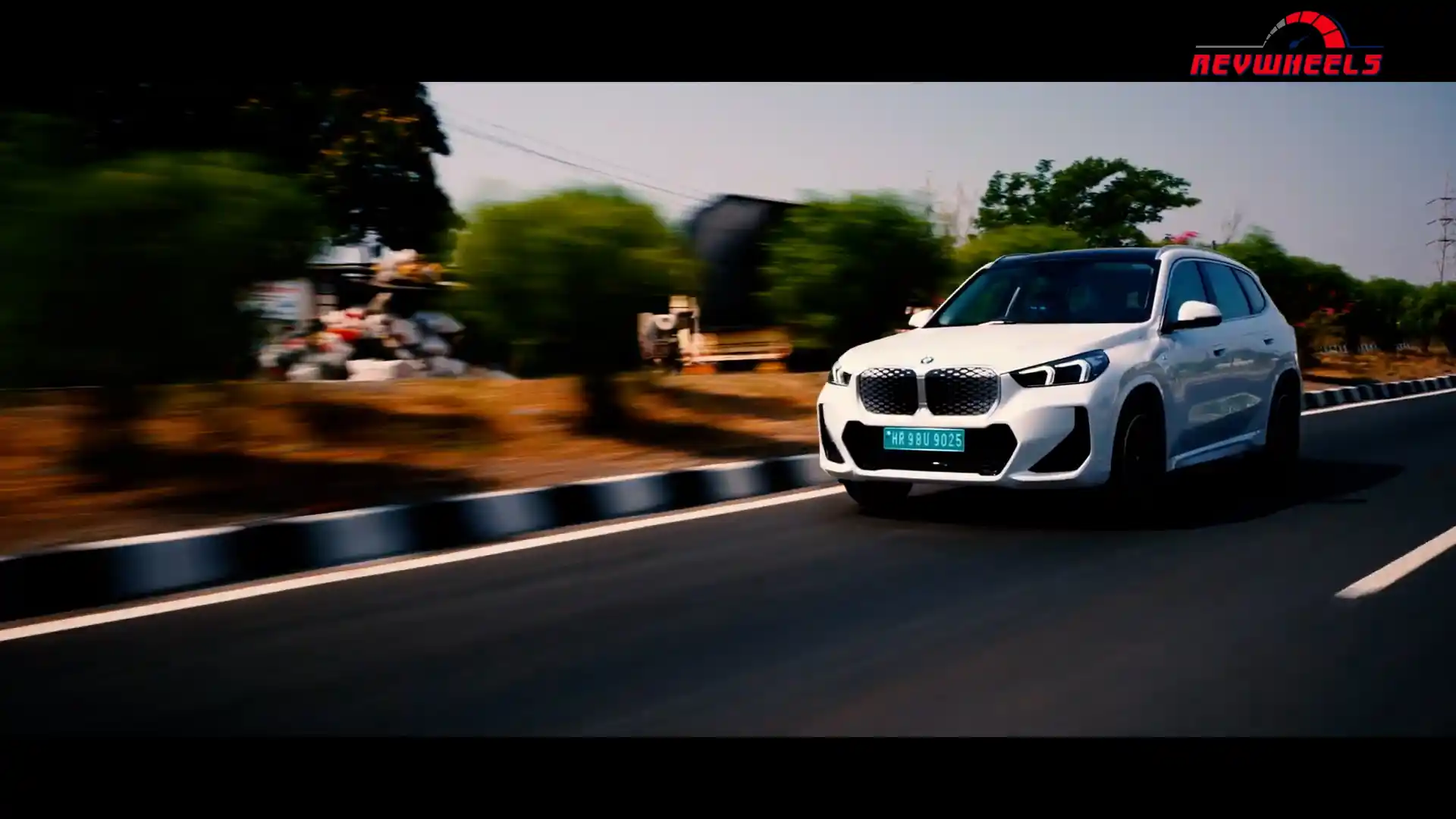 New BMW iX1 LWB 2025