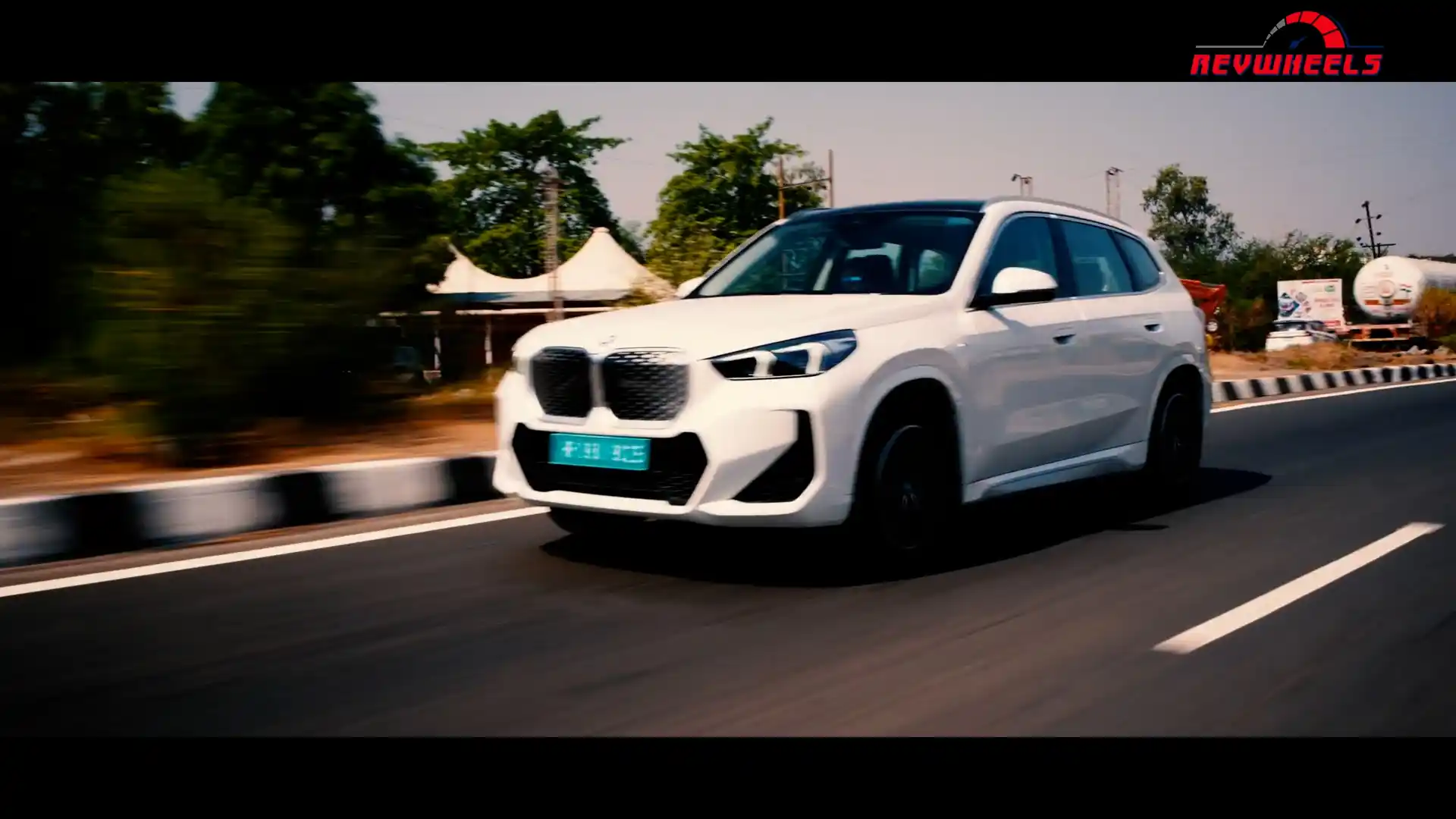 New BMW iX1 LWB 2025