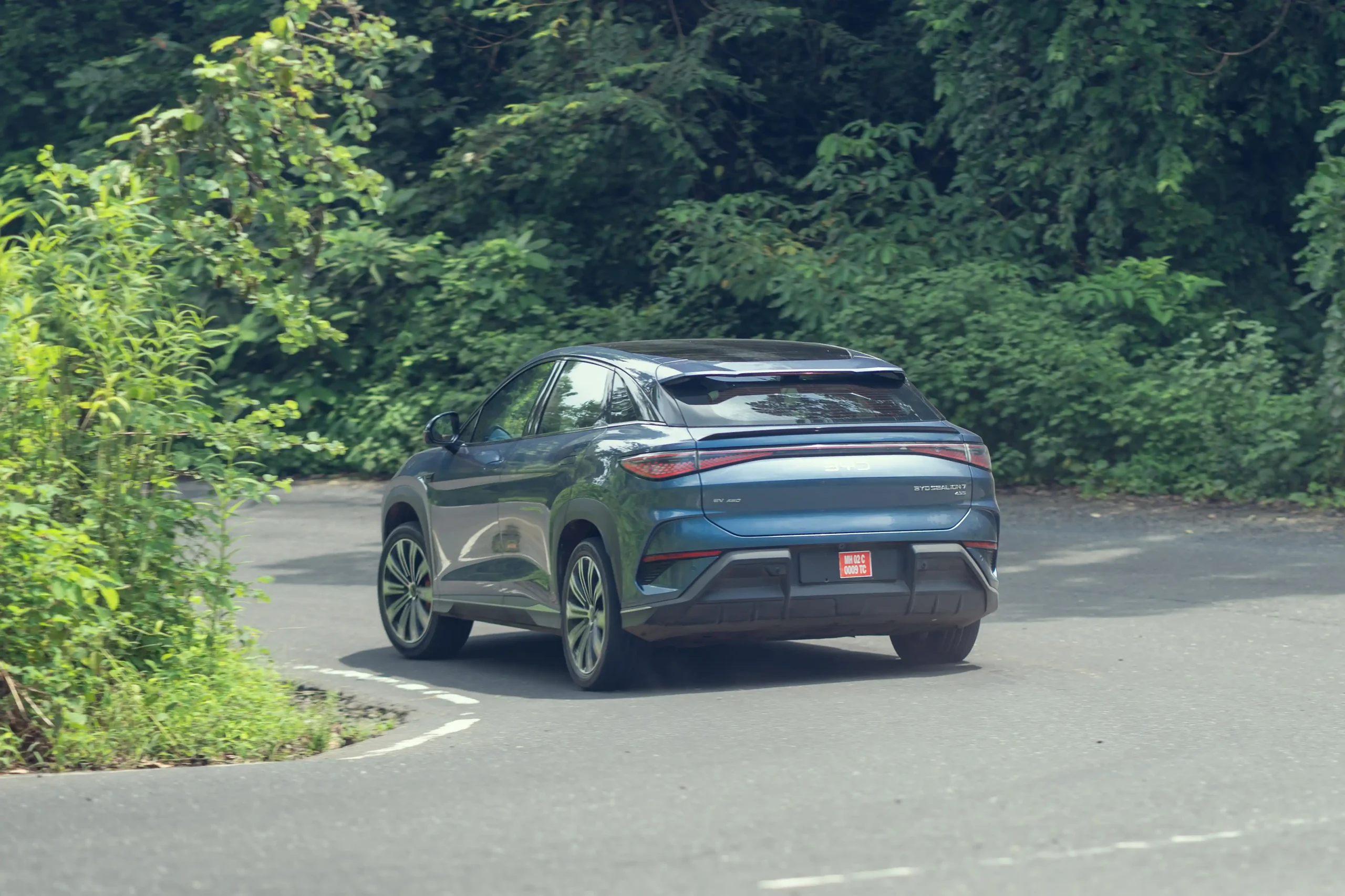 BYD Sealion 7 – Turning Highways Into Stories