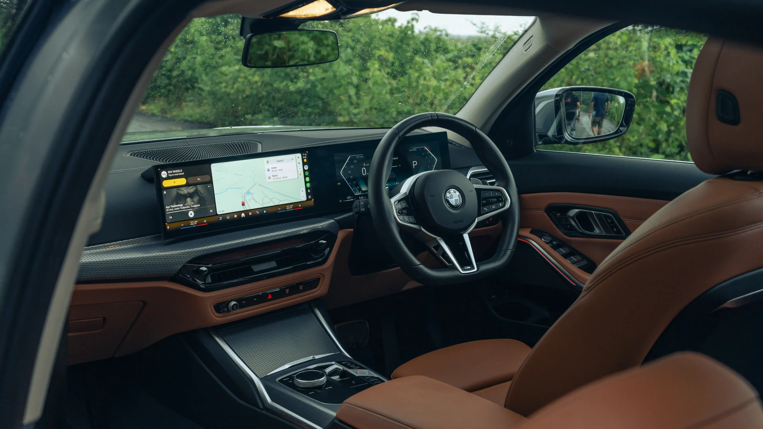 BMW 3 Series LWB – C the Bigger Picture