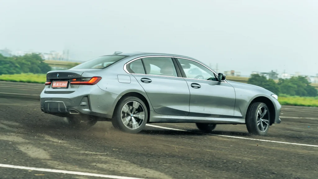 BMW 3 Series LWB – C the Bigger Picture